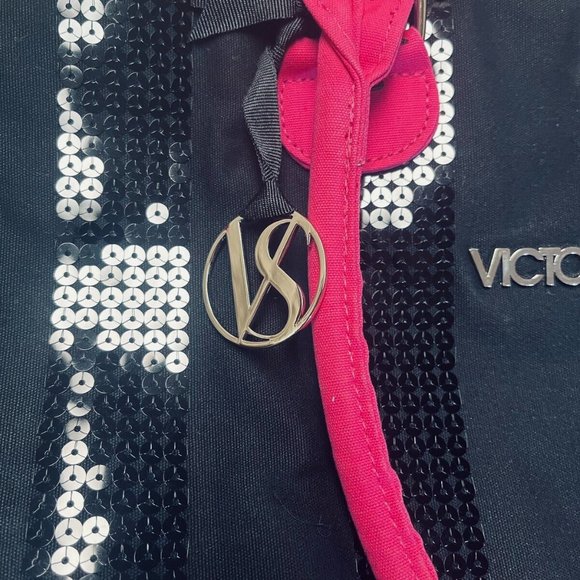 VICTORIA'S SECRET Women's Sequin Tote NWT - Picture 5 of 9